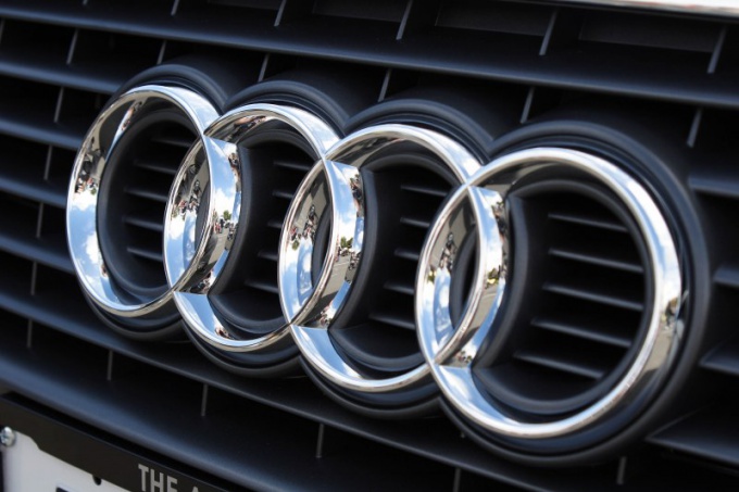 Cómo configurar la correa de distribución en Audi