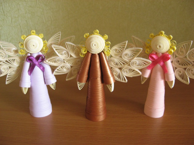 Cómo hacer un ángel en la técnica quilling