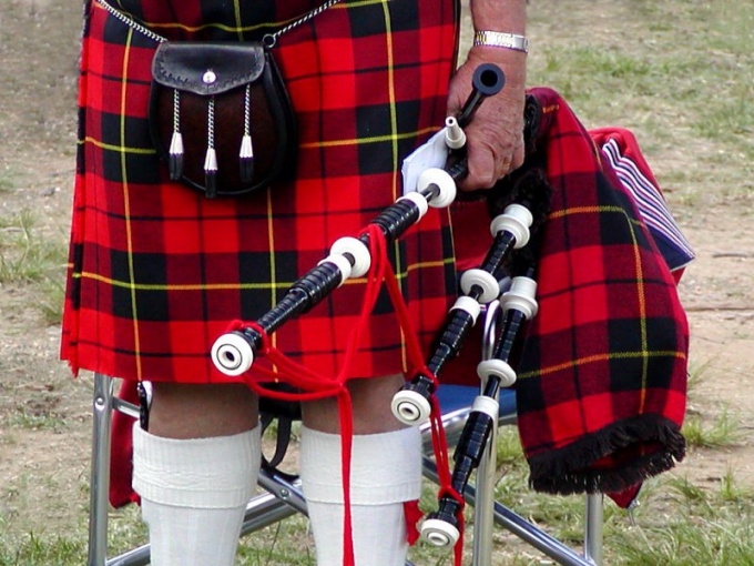 Las partes rectas del kilt se unen