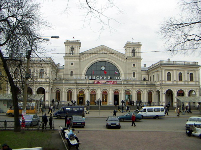 Cómo llegar a la estación Báltica