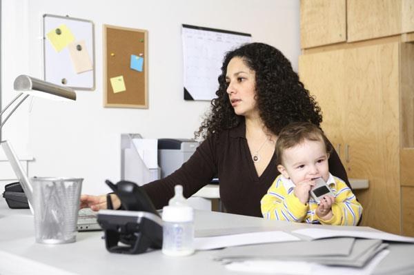 Cómo interrumpir la licencia para cuidar a un niño