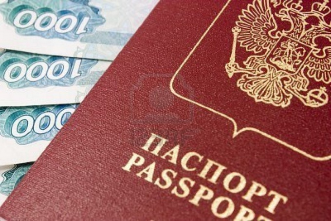 ¿Qué pueden hacer los estafadores si tienen datos de pasaporte de otra persona?